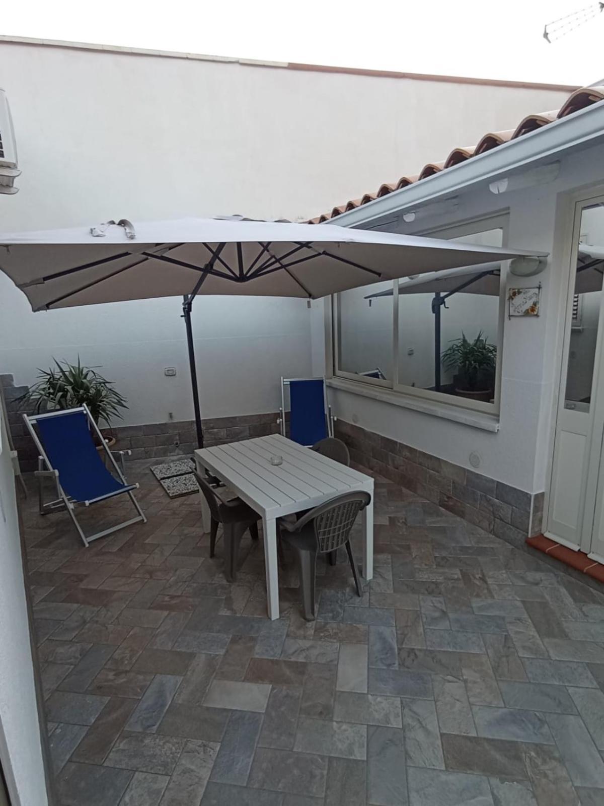 Villa Annamaria Carini Exteriér fotografie